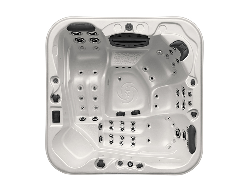Hot tub C200