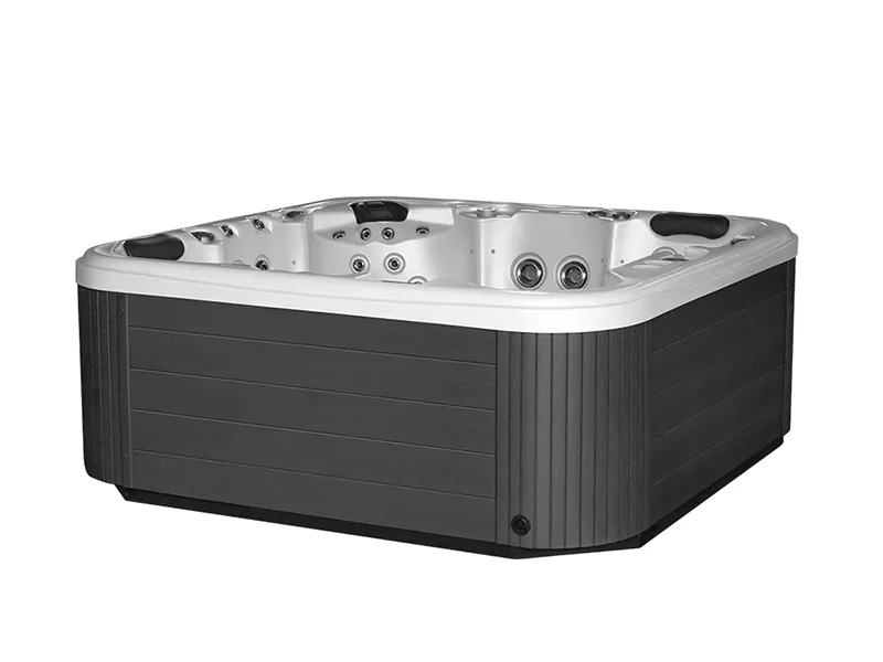 Hot tub C230